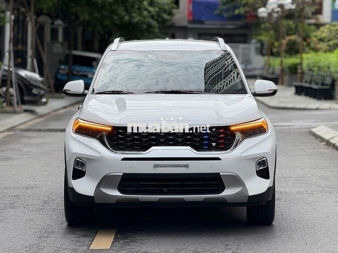 Kia sonet sx 2023 luxury Odo 2v km