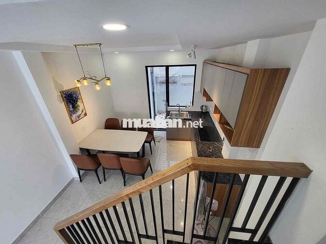 Nhà mới, có gara oto, SHR 70m2 sát mặt tiền Tô Ngọc Vân, DTSD 200m2