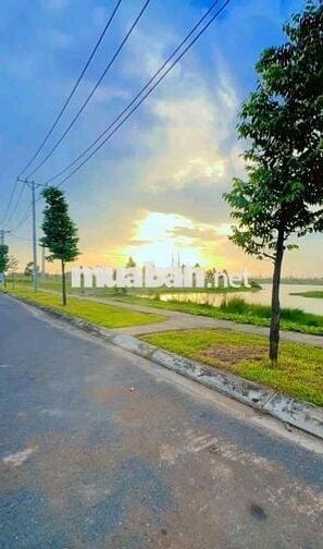 Cần Bán TDC . Phú Đông Mặt Sông Vị trí Cực Đẹp