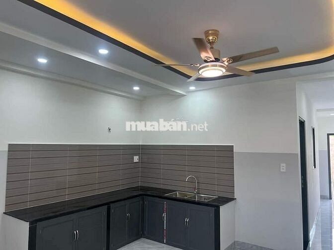 Chủ kẹt tiền cần bán nhà gấp ở gần KDC Phong Phú, 124m2/1ty565