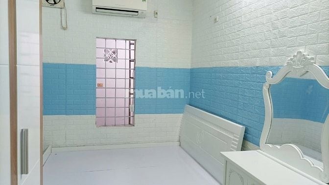 Cho thuê nhà riêng 2 tầng, có gác lửng tại Vương Thừa Vũ, Hà Nội