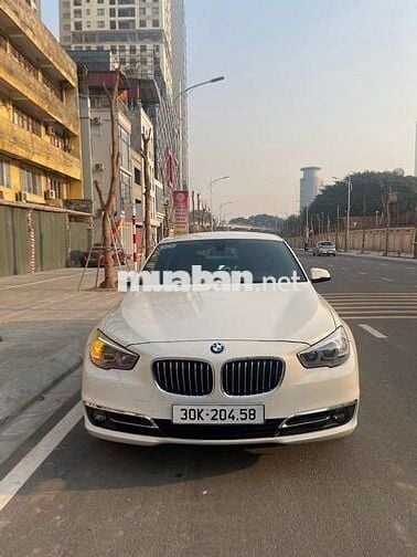 BMW 5 Series 2015 528i - 141000 km