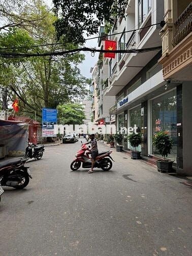 NHÀ ĐẸP PHỐ BÀ TRIỆU, CHỢ HÀ ĐÔNG, ÔTÔ GẦN, NỘI THẤT ĐẸP, Ở NGAY