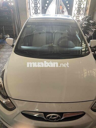 Hyundai Accent 2012 1.4 MT - 42000 km