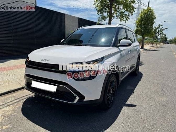 Kia Carens 1.5L IVT 2024
