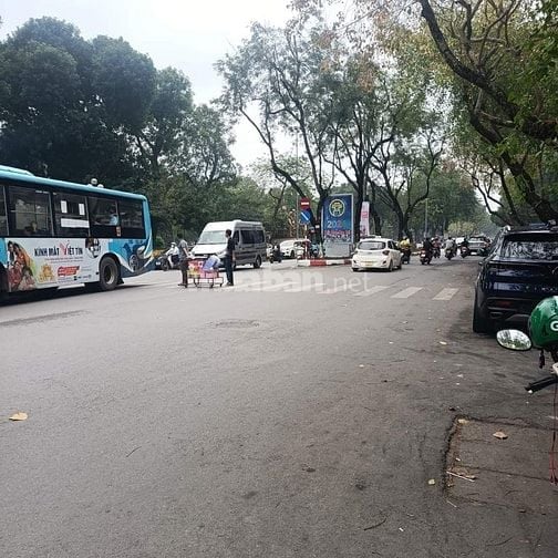 Bán nhà mặt phố cổ Trần Nhân Tông view Cv, kinh doanh vô địch.