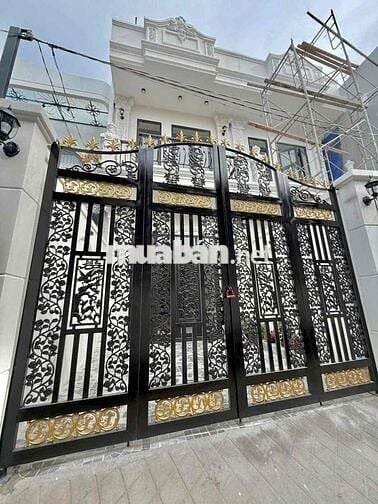 Nhà phường 5 Mỹ Tho  đường Phạm Thanh .3 phòng ngủ