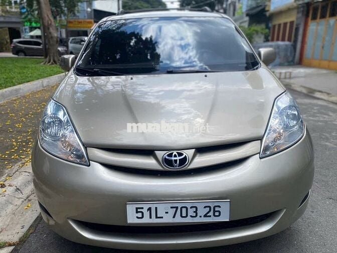Toyota Sienna 2007  - 99999 km