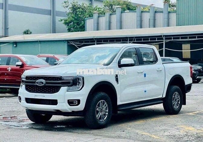 Ford Ranger siêu ưu đãi giảm giá sở hữu chỉ 2xx