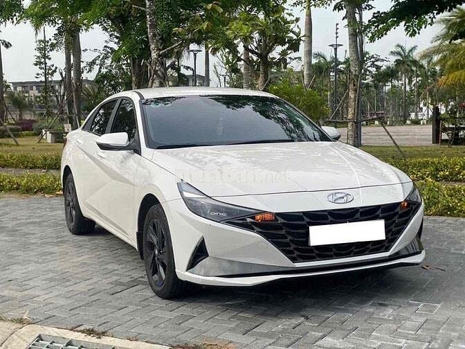 Hyundai Elantra 2024 1.6 AT Đặc biệt - 6800 km