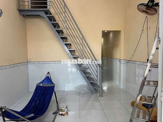 BÁN NHÀ 88M2 MỚI ĐẸP CÓ GÁC 4PN HẺM 28 BÌNH ĐỨC P15 KẾ CẦU KÊNH SỐ 2