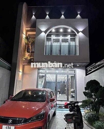CẦN BÁN GẤP NHÀ NGAY CHỢ BÌNH CHÁNH , GIÁ 870 TRIỆU -SHR