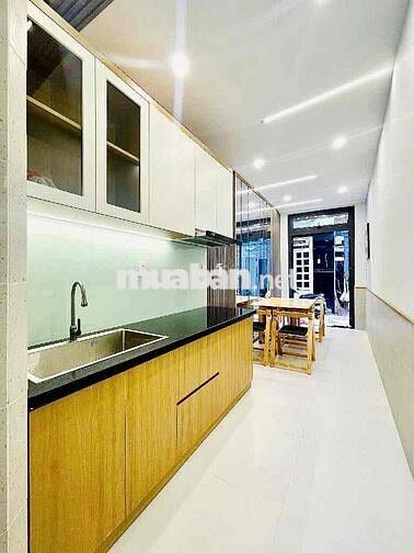 Nhà mới 3 tầng đẹp full nội thất hẻm 4m Lạc Long Quân P10 Tân Bình