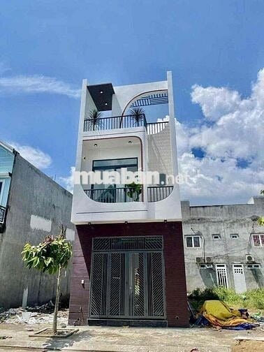 Bán nhà 2 lầu giá 1ty650 tại tân uyên BD