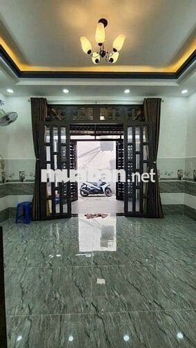 Bán Nhà  Đường Hẻm Nguyễn Văn Cừ, P1, Quận 5. DT: 3,3x11.Giá: 6,48 tỷ