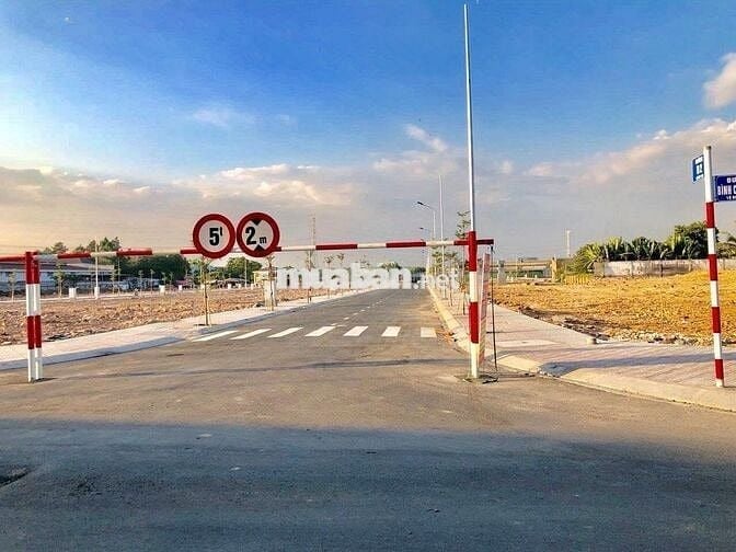 Bán đất nền khu đô thị mặt tiền ĐT 741 gần VSIP 2, 995 triệu, 80m2