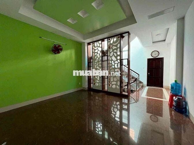Cần bán căn nhà 3 tầng - Mặt tiền đường Dã Tượng