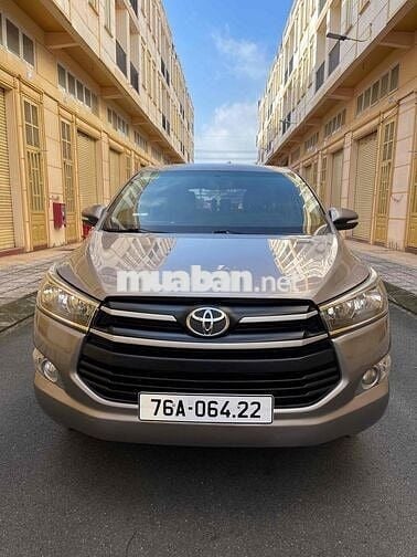 Toyota Innova 2017 2.0E - 110000 km