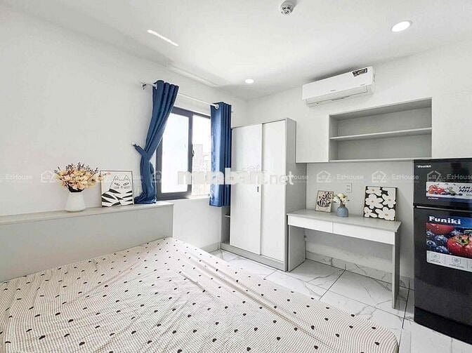 Studio Cửa Sổ 24m2 - Gần Đại Học Tài Chính Marketing - Sân Bay TSN