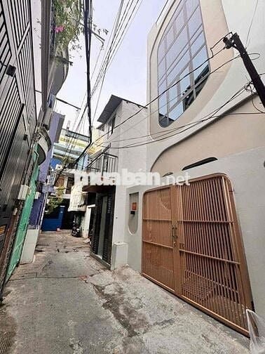 Bán rẻ nhà 3 tầng shr ko lộ giới quy hoạch hẻm 3m thông vay Bank 500t