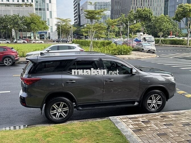 Toyota Fortuner 2017  - 210 km
