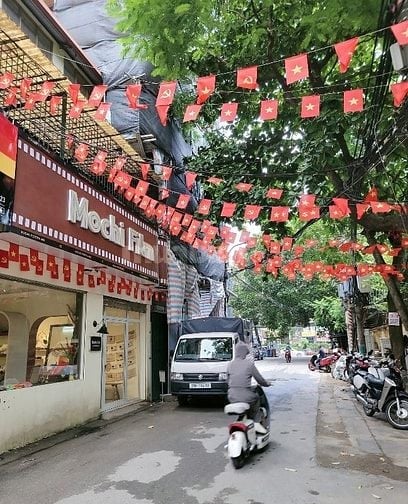 Khuất Duy Tiến,sổ, mặt tiền to, cực gần phố, Ô tô to tránh nhau dễ