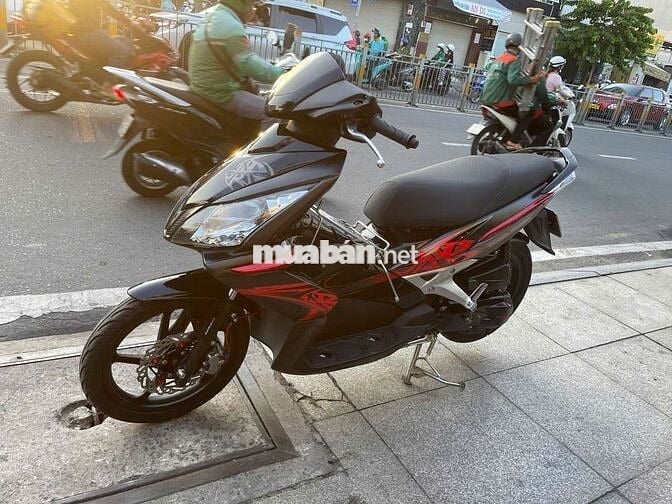Air blade FI full Thái 2010 mới 90% Bstp chính chủ