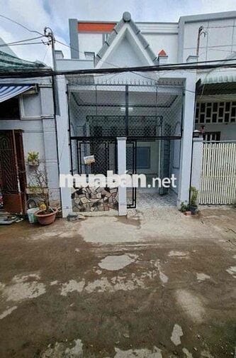 Cho thuê nhà trệt lửng 4.2x15m 3phòng 2wc hẻm gần Chợ Bà Bộ