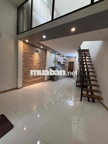 Cho thuê nhà hẻm 536 Âu Cơ, 3.3x8m, 1 lửng, 2pn 1wc giá 6.2tr