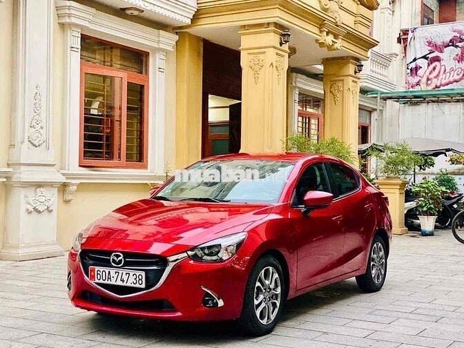 Mazda 2 2019 Premium Sedan - 46000 km