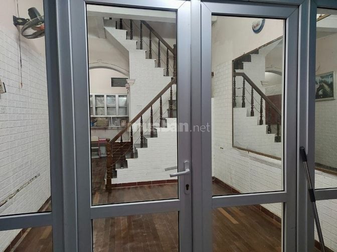 Cho thuê nhà riêng chính chủ, 3 tầng ngõ 211 Khương Trung, Hà Nội