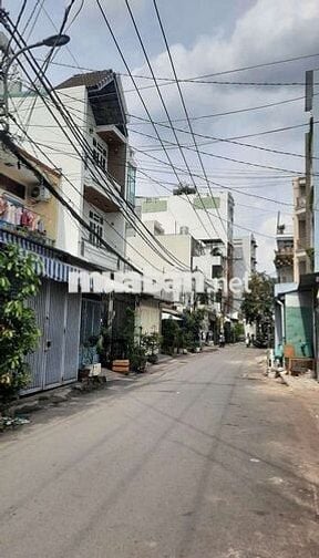 Nhà Nát 10x24(232m2) Mặt Tiền Đường Số 1 Thông Bờ Kè Tham Lương 15.7Ty