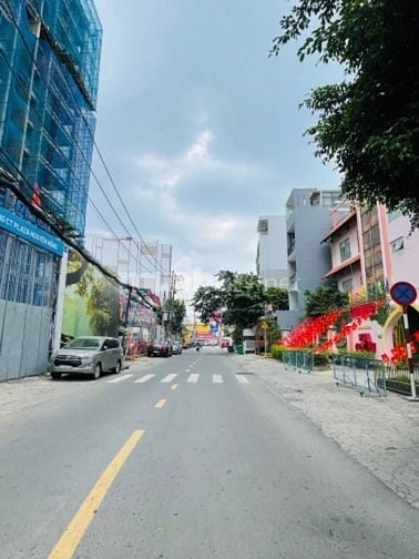 Siêu ngon, MẶT TIỀN 382m2( 8 x 48 ) ngay Phạm Văn Đồng Bình Thạnh  