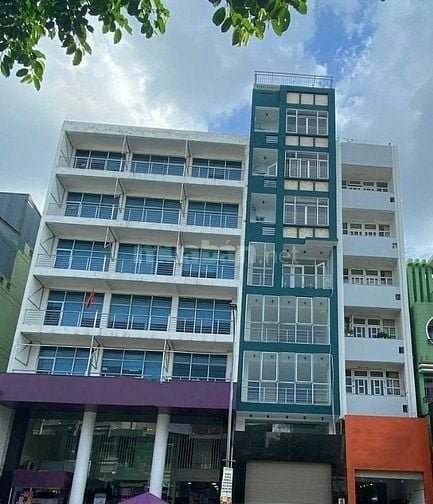  Bán nhà mặt tiền Bình Thạnh, đã xây sẵn 7 tầng, DTSD 657m2, giá 49 tỷ