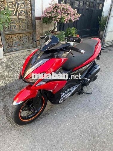 cần bán xe yamaha nvx 125 khóa smk xe đẹp giá tốt