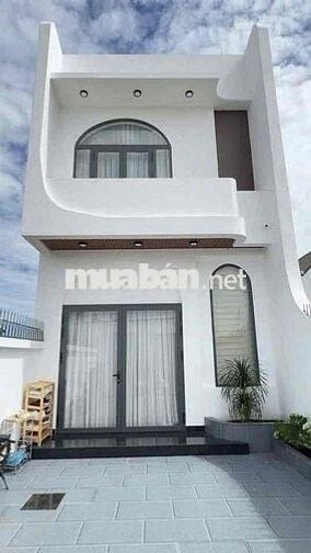 BÁN NHÀ MẶT TIỀN 1 TRỆT 1 LẦU SỔ RIÊNG VÀO Ở LIỀN