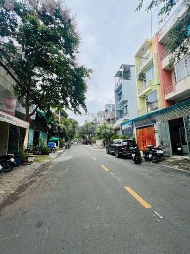 Bán nhà mặt tiền Âu Cơ, P.14, Q.Tân Bình, khu Bàu Cát, 4,2x26m