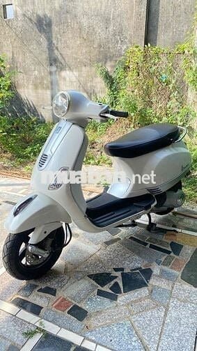 Vespa 3Vie 2013 phun xăng điện tử