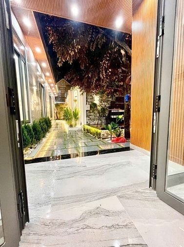 Bán Nhà Sân Vườn Đẹp Mặt Tiền Hẻm Huỳnh Tấn Phát Phú Xuân Nhà Bè –
