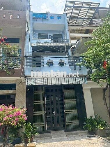 Cho thuê nhà nguyên căn 4x18m 4 lầu khu bàn cờ đường phan đình phùng