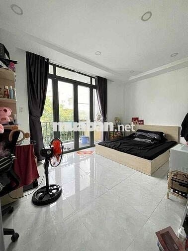 💥TRỐNG LẠI SIÊU PHẨM_BAN CÔNG TÁCH BẾP NGAY ĐH VĂN LANG