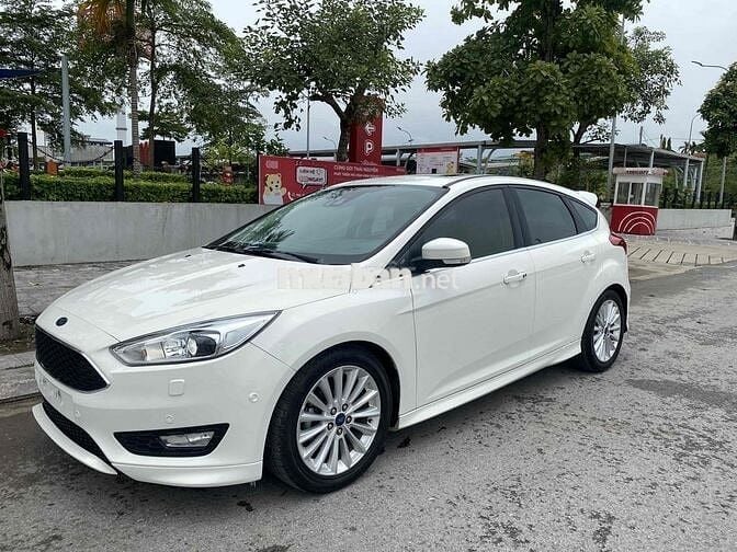 Ford Focus 2016 Sport 1.5L ecoboot - 10 km