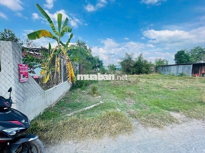 5x21 có thổ cư. Đường xe hơi, ngay trường học. 450tr