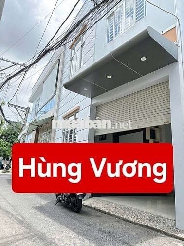 NHÀ RỘNG RÃI - HẺM 52 HÙNG VƯƠNG