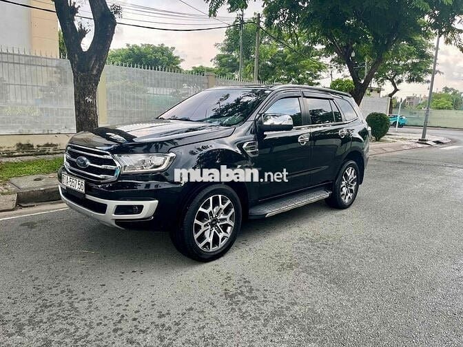 Everest nhập 2018 Titanium 2.0L bi-turbo 4x2 AT