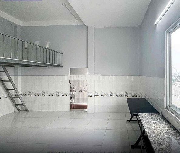 PHÒNG TRỌ CÓ GÁC - GÁC CAO 2 MÉT - Phòng Rộng 30m2 - ở được 4 người