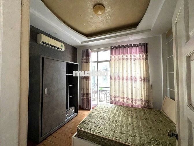 Cho thuê nhà Full Nội Thất Huỳnh Văn Bánh 4PN, giá 18 triệu