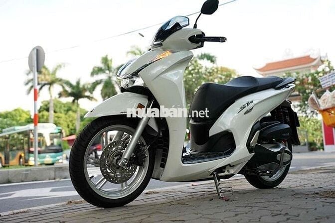 🥰😍 HONDW SH350I ABS 2022 MÁY THÁI NHIỀU ĐỒ. ODO 9K