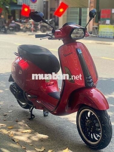 Vespa iget 2021 zin êm.Chạy 14.000km đẹp keng