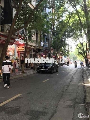 Mặt phố Nghĩa Dũng, lô góc, 37.3m2, giá 11.5 tỷ